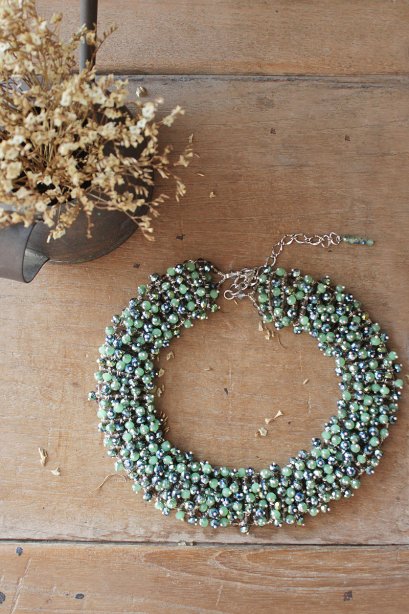 เครื่องประดับ สร้อยคอคริสตัลกลมโทนสีเขียว