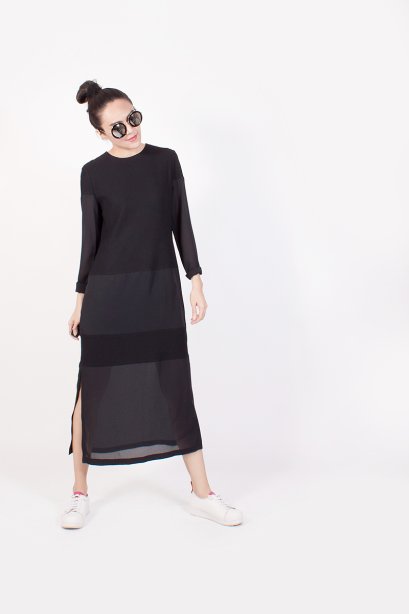 สตรีทแฟชั่น เสื้อตัวยาว หรือเดรสซีทรูตัดต่อ สีดำ