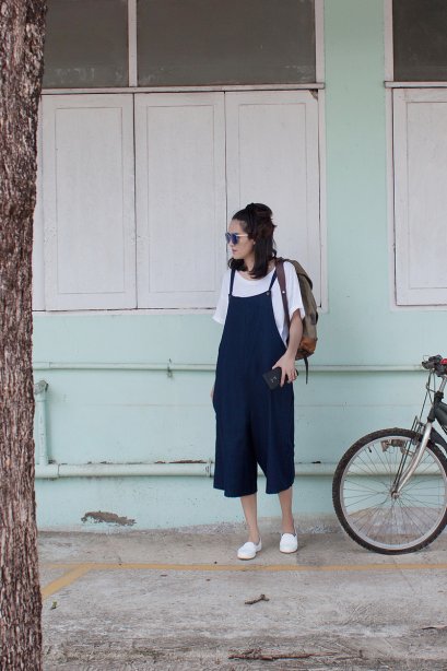 สตรีทแฟชั่น เอี๊ยมยีนส์ oversizes