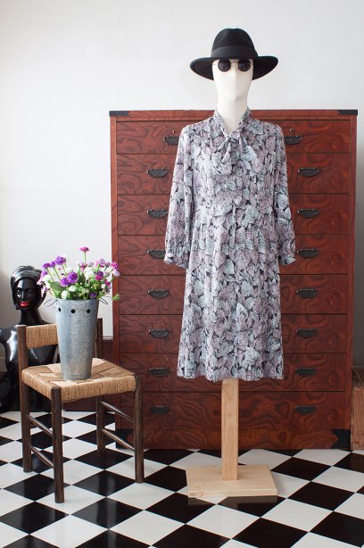 เดรสวินเทจ Vintage  Leaf Print  Dress