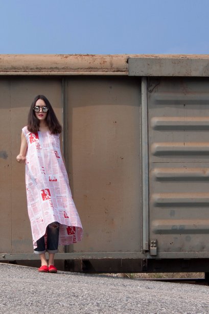 สตรีทแฟชั่น เดรส oversized ลายพิมพ์ โอบามา และ ฮิลลารี่ by WLS