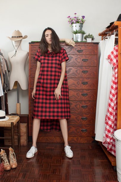 สตรีทแฟชั่น  Super Oversized Red &amp; Black Plaid Dress Shirt