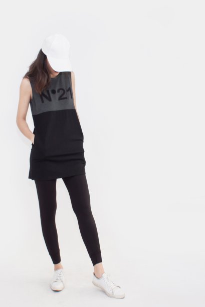 สตรีทแฟชั่น No.21 Sport Top by WLS