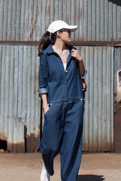 สตรีทแฟชั่น จั๊มป์สูทเดนิมฟอกนิ่ม oversize  by WLS