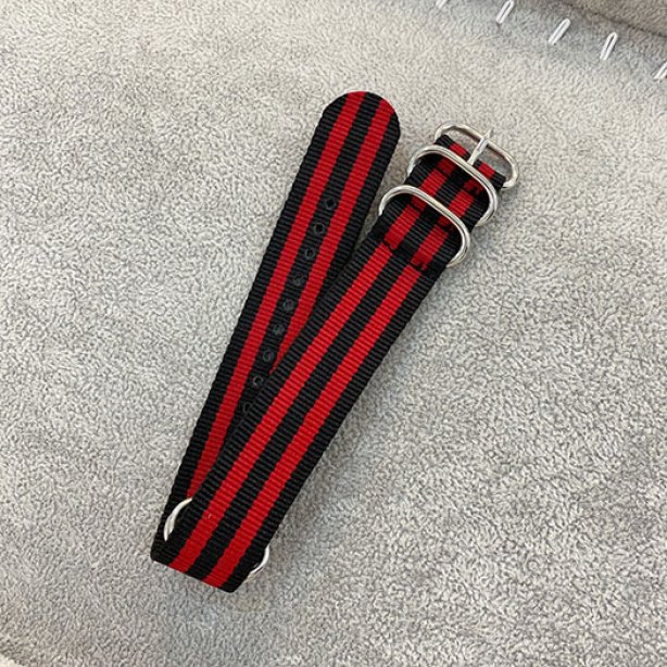 สายไนล่อน สำหรับนาฬิกาข้อมือ