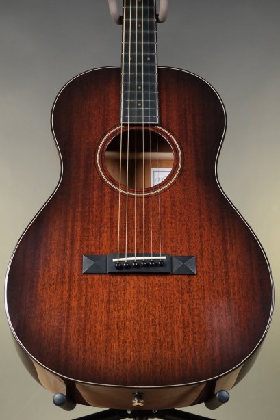 Bedell Classic Folk Parlor