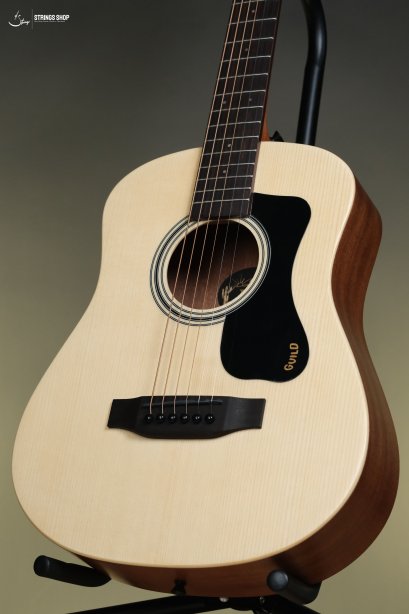 Guild Travel Spruce Acoustic Guitar - Natural