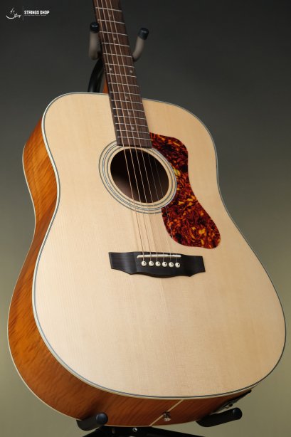 Guild D-240E Limited Flamed Mahogany Acoustic-Electric Guitar - Natural