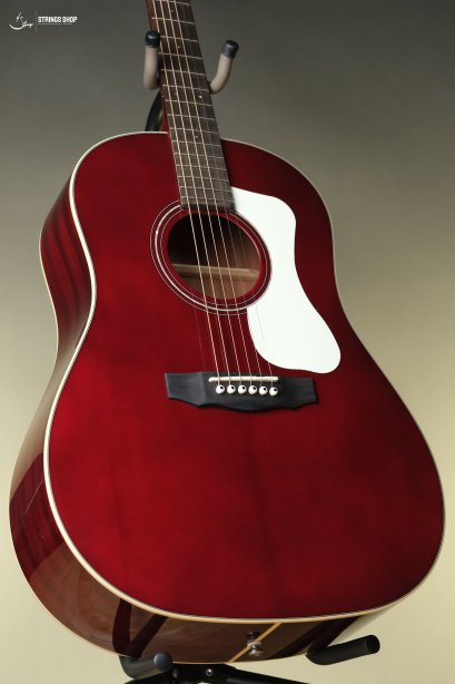 Guild DS-240 Memoir Acoustic Guitar - Wine Red