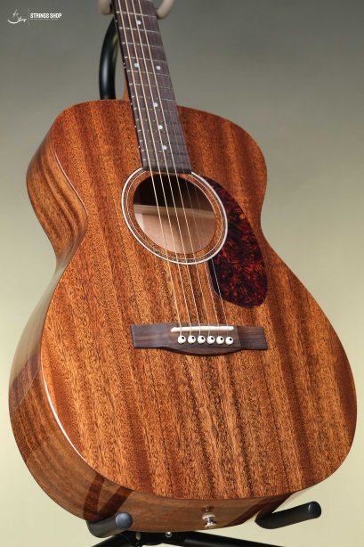 Guild M-120 Concert Acoustic Guitar - Natural