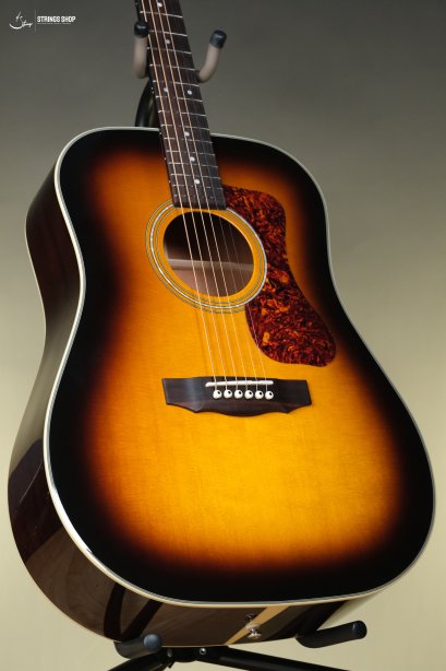 Guild D-140 Dreadnought Acoustic Guitar - Antique Burst