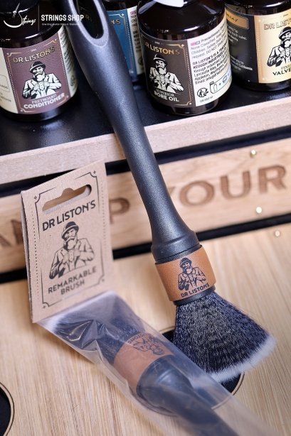 DR LISTON'S REMARKABLE BRUSH