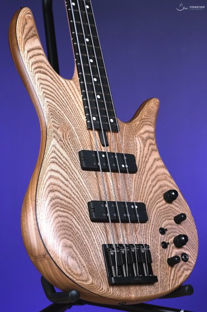 Fodera Monarch 4 Standard