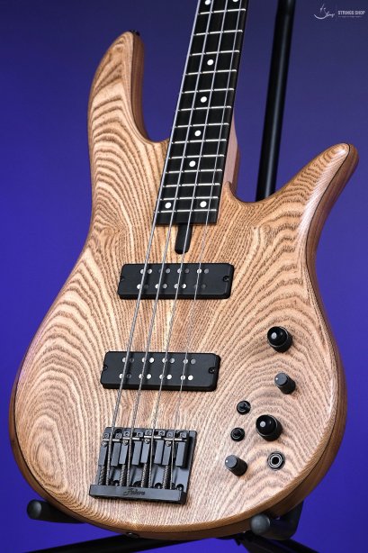 Fodera Monarch 4 Standard