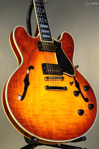 Heritage Custom Shop 40th Anniversary H-555 Electric Guitar,Almond Burst