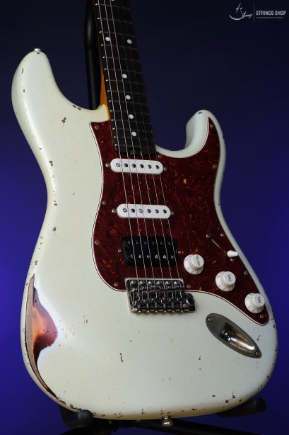 Iconic Solana Studio Series - Olympic White over 3TB