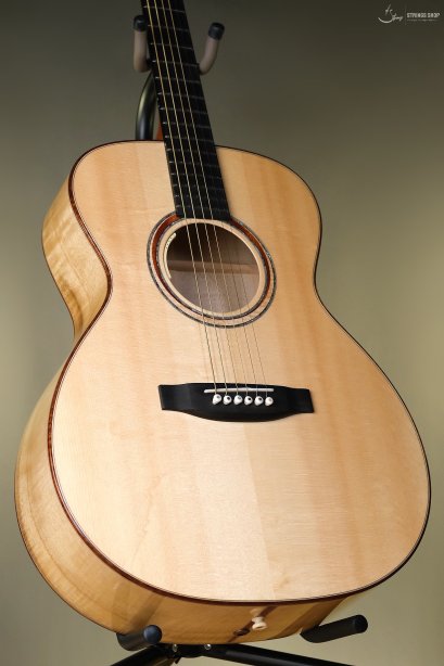 Lakewood M-52 Premium