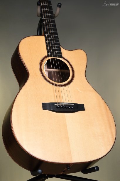 Lakewood M-31 CP Grand Concert Natural Finish