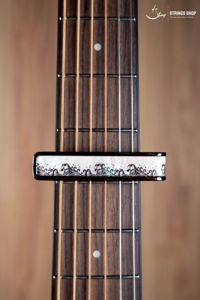 Thalia White Pearl Waves | Deluxe Capo - Black Chrome