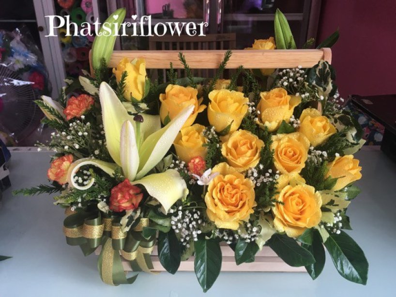 แจกันดอกไม้สด 72