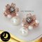 ต่างหูดอกซากุระประดับมุก ตัวเรือนเงินแท้ ชุบ Pink Gold ประดับพลอยแท้ White Topaz / E824
