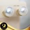 ต่างหู Stud ฐานมุกล้อมพลอยแท้ครึ่งใบ มุก South Sea คัดเกรด สีขาว ทรงกลม ขนาด 10 mm เกรด AA+ ตัวเรือนเงินแท้ 92.5 ชุบทอง ประดับพลอยแท้ White Topaz / ตก025 / 10.3.64