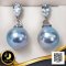 ต่างหูพลอยหยดน้ำ Mini ห้อยไข่มุก Akoya สี Blue Rose (Trade Term) ทรงบารอก ขนาด 8.0-8.5 mm เกรด AA+ ตัวเรือนต่างหู วัสดุเงินแท้ 925 ชุบสีทองคำขาว ประดับพลอยแท้ White Topaz รวม 0.8 ct. / 20.3.65