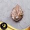 เข็มกลัดมุกน้องหอยทาก ตัวเรือนชุบทูโทน ทอง-Pink Gold / V006