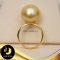 แหวนมุก South Sea เม็ดเดี่ยว สีทอง Light Gold ตัวเรือนแหวนเกลี้ยง ทองแท้ 18 K น้ำหนักทอง 1.9 g / R794