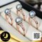 แหวนไข่มุกเม็ดเดี่ยว ฐานเปลประดับพลอยแท้ White Topaz ไข่มุกตาฮิติ น้ำเค็มคัดเกรด สีเทา ทรงเกือบกลม ขนาด 9 mm เกรด AA+ ตัวเรือนแหวนเรียบ ฐานรองไข่มุกทรงเปล เงินแท้ 92.5 ชุบ Pink Gold ประดับพลอยแท้ White Topaz 0.2 ct. / 16.6.64