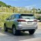 TOYOTA FORTUNER 2.4 V ปี60