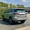 TOYOTA FORTUNER 2.4 V ปี59