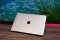 APPLE Macbook Air 13 (2020) M1 Ram8 SSD256 จอ13.3นิ้ว ความชัดระดับ2k รอบชาร์จ 64 ครั้ง สุขภาพแบตปกติ รีเซ็ตพร้อมใช้งานราคาเพียง 13,990.-เท่านั้น