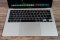 APPLE Macbook Air 13 (2020) M1 Ram8 SSD256 จอ13.3นิ้ว ความชัดระดับ2k รอบชาร์จ 277 ครั้ง สุขภาพแบตปกติ รีเซ็ตพร้อมใช้งานราคาเพียง 14,900.- เท่านั้น