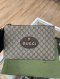 Gucci CLUTCH GG SUPREME 2023