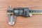ปิ๊นกลม-สลักกลม Dowel Pin with Internal Thread ขนาด 8x35 แบบมีเกลียวใน M5