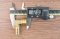 ข้อต่องอ 90°ทองเหลือง (เกลียวนอก x หางไหล) 1/2"x13 mm
