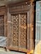 ประตูโบราณบานสวยพิเศษ ตัวบานประดับแผ่นทองเหลือง
