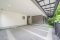 出售豪华独栋住宅，The City Sukhumvit-Onnut 项目，全新 URBANITE 户型！从未入住，内置家具，宽敞空间，优越地段，交通便利，面积 72.1 平方哇