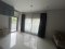 角落户｜临主干道｜全屋定制家具｜出租三层联排别墅 —— Baan Klang Muang Watcharapol（素卡披班5路） 土地面积：25.7平方哇｜使用面积：220平方米 近Chalong Rat高速公路（Ramintra–At Narong）