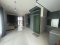 角落户｜临主干道｜全屋定制家具｜出租三层联排别墅 —— Baan Klang Muang Watcharapol（素卡披班5路） 土地面积：25.7平方哇｜使用面积：220平方米 近Chalong Rat高速公路（Ramintra–At Narong）