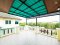 Live comfortably or run your business — This house does it all! For sale: a spacious 2-storey detached house on Ban Phaeo–Phra Prathon Road (Highway 375), Samut Sakhon. With 174.4 sq.wah of land and 260 sq.m. of usable space, this home features 4 bedrooms