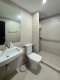 罕见无遮挡视野！价格实惠！出售 G Haus Condo Santikham 4 公寓，位于 Imperial World Samrong 对面，近 BTS Bearing