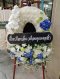 พวงหรีดทรงรีสีฟ้า
