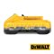 DCB2104-B1 แบตเตอรี่ 20V MAX 4.0AH POWERPACK ขนาดบางฐานกว้าง เสริมยางกันลื่น "DEWALT" ดีวอลท์