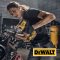 DCF891P1T-B1 บล็อกกระแทกไร้สาย 1/2" 20VMAX (ขนาดกลาง) ไร้แปรงถ่าน แรงบิดสูงสุด 812NM. ความเร็วรอบ 2000RPM พร้อมแบตเตอรี่ 3.0AH + แท่นชาร์จ "DEWALT" ดีวอลท์