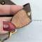 Louis Vuitton Pochette Monogram แบรนด์เนมมือสอง