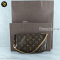 Louis Vuitton Pochette Monogram แบรนด์เนมมือสอง