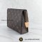 Louis Vuitton	Toiletry Pouch Monogram M47544	 ปี2020