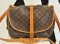 Louis Vuitton Saumur Monogram Size 35 กระเป๋าสะพายยาว แบบสองหน้า สภาพดีค่า